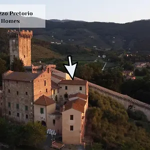 Lh Palazzopretoriohomes Italy