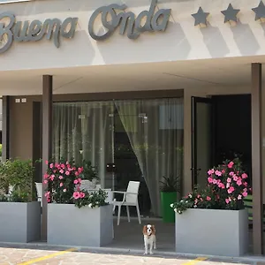 Buena Onda מלון פסקיארה דל גארדה