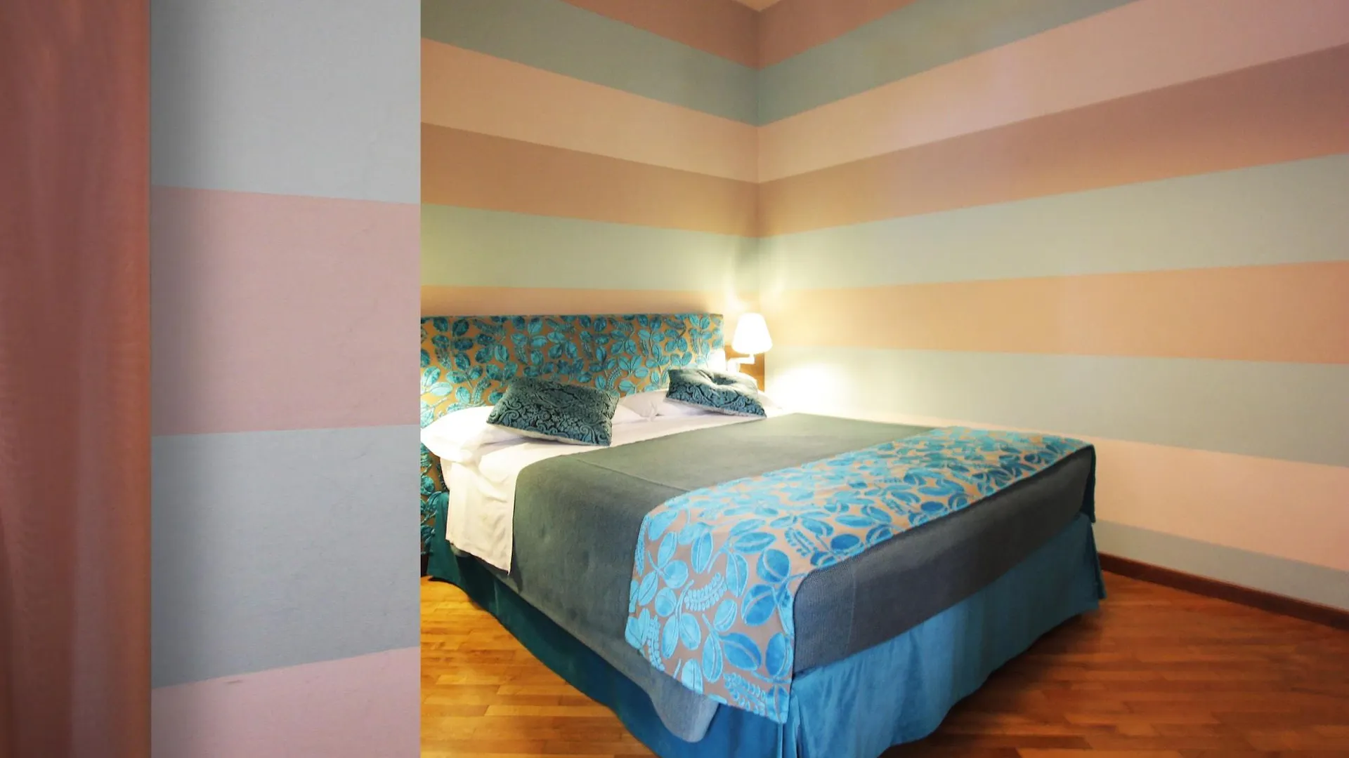 ***  Park Hotel Meuble Como Italy