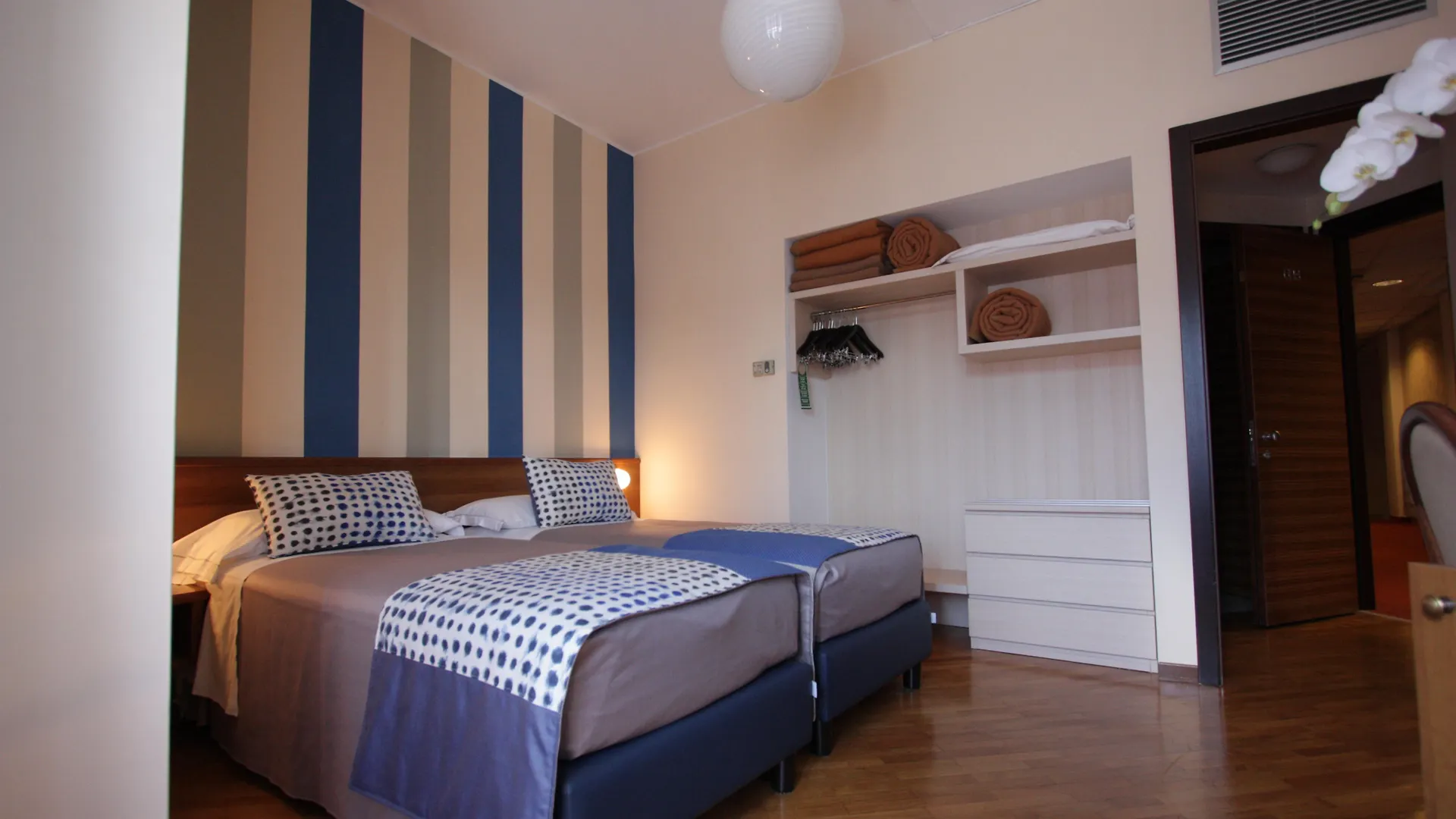 Park Hotel Meuble Como 3*,  Italy